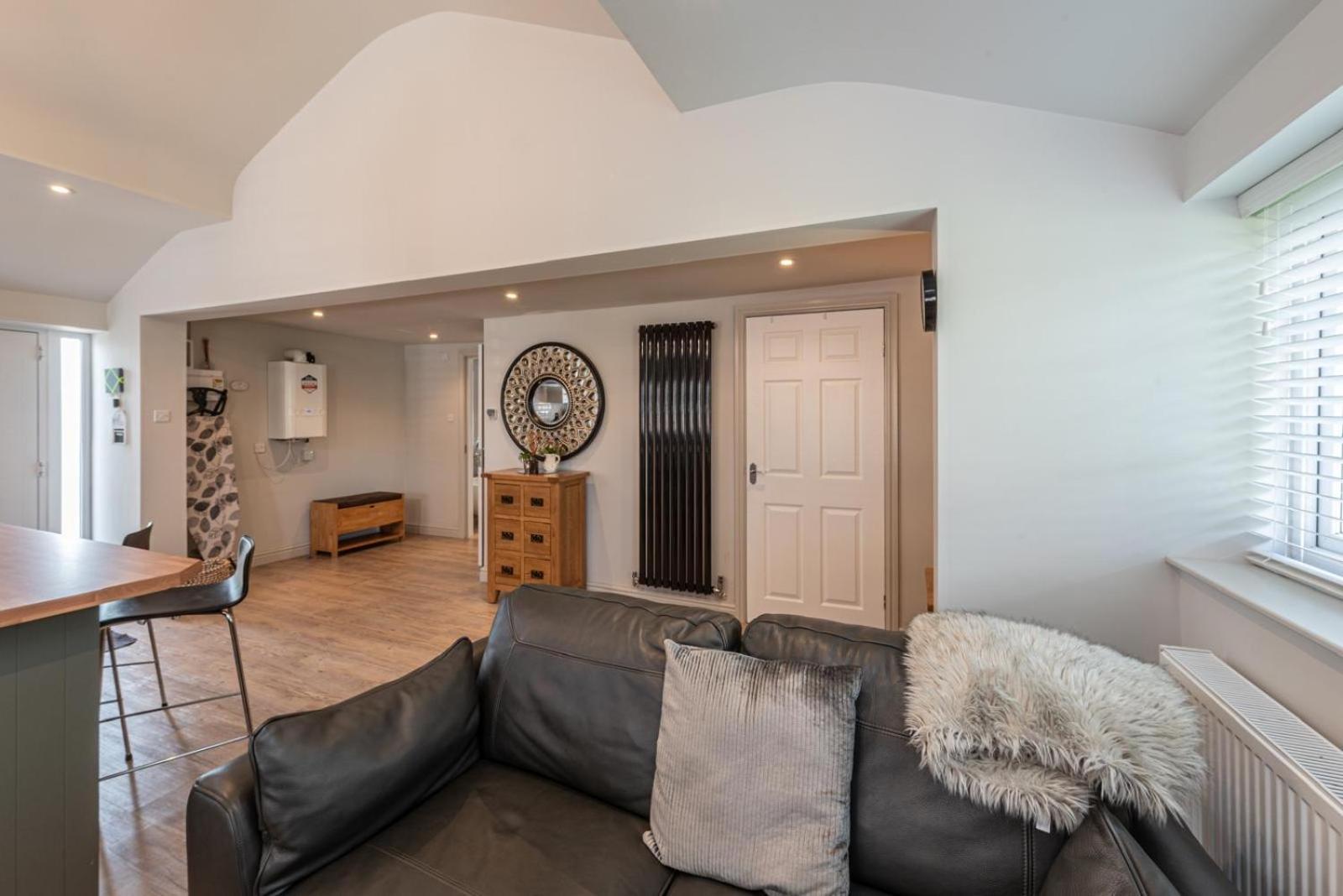 Quiet Self Contained Cottage Near Delamere Forest Cuddington  Exterior foto